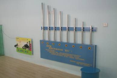 幼儿园科学发现室墙面摄声管